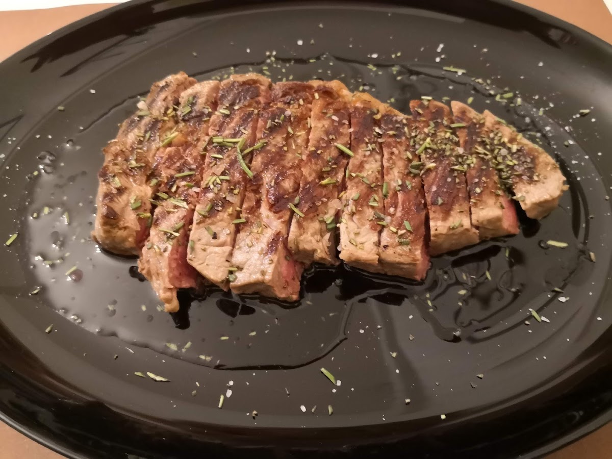 Il Divin Porcello Al Forum Tennis-10