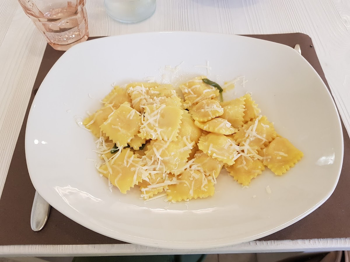 Il Divin Porcello Al Forum Tennis-9